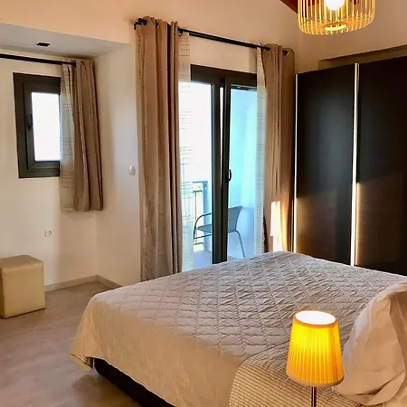Delight House's * Afytos