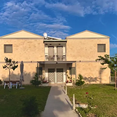 Delight House's Гостевой дом 4*