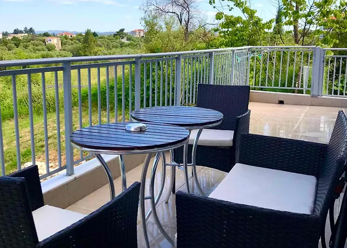 Delight House's 4* Afytos