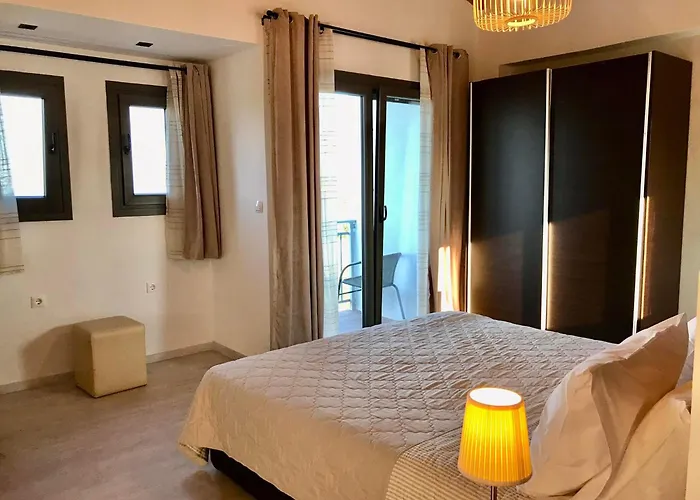 Delight House's 3* Афитос